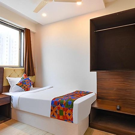 City Air Pune Luaran gambar