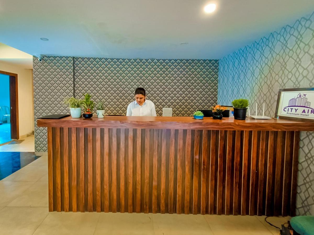 City Air Pune Luaran gambar