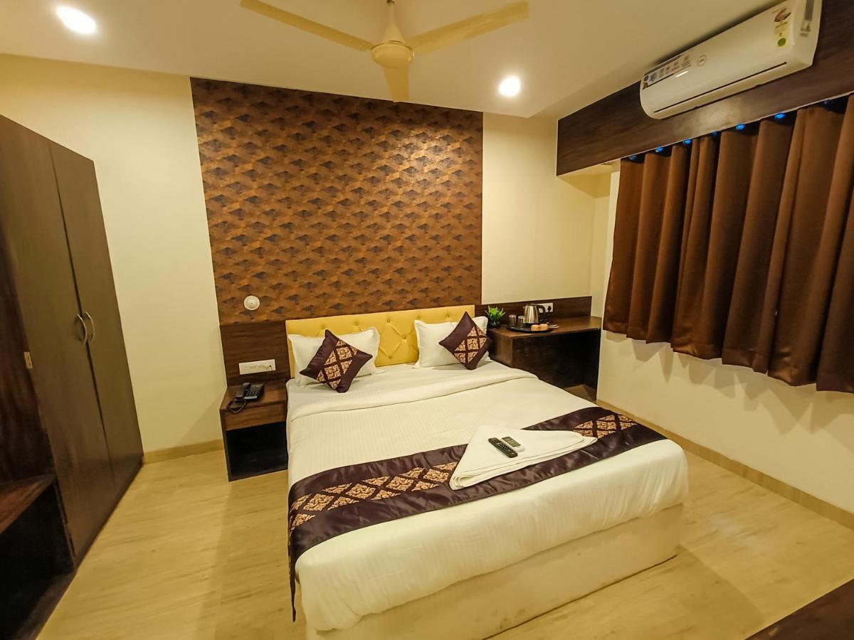 City Air Pune Luaran gambar