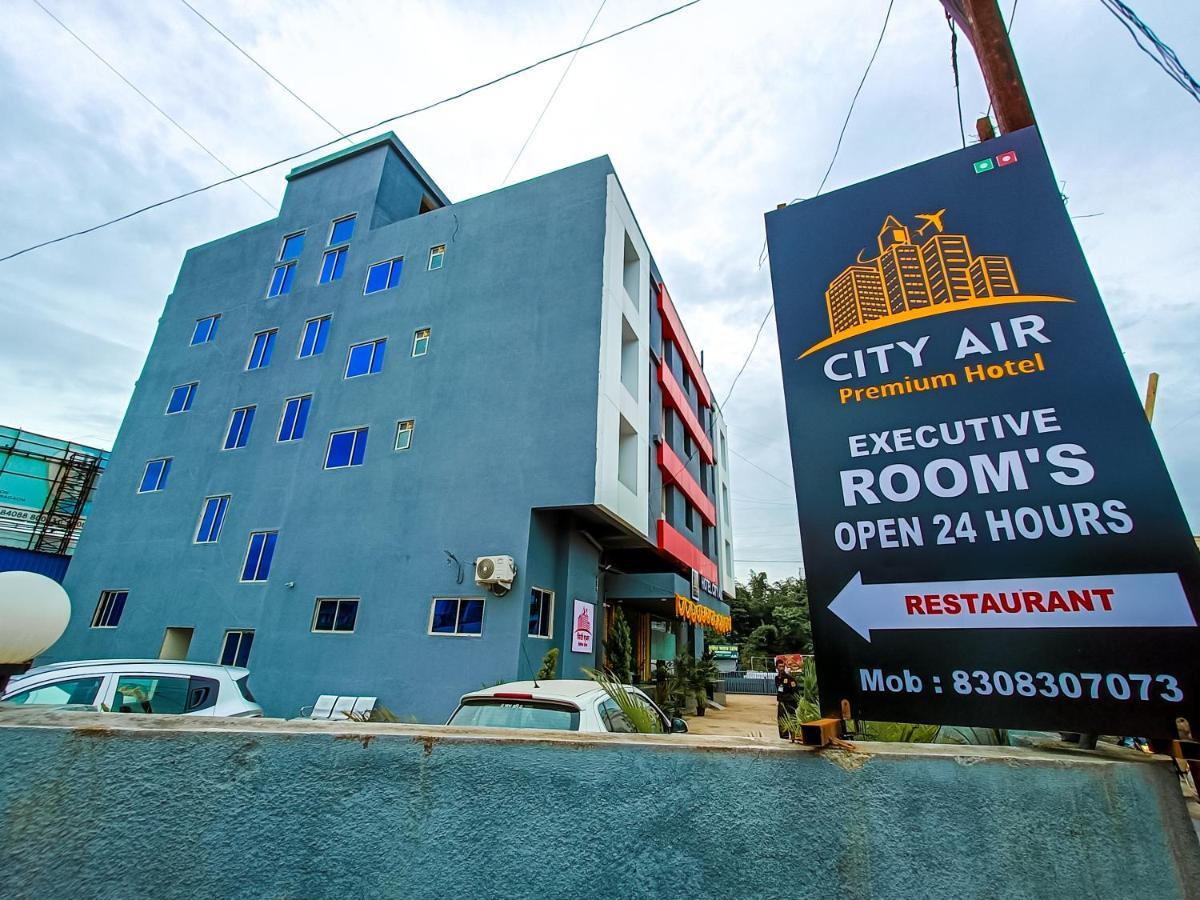 City Air Pune Luaran gambar