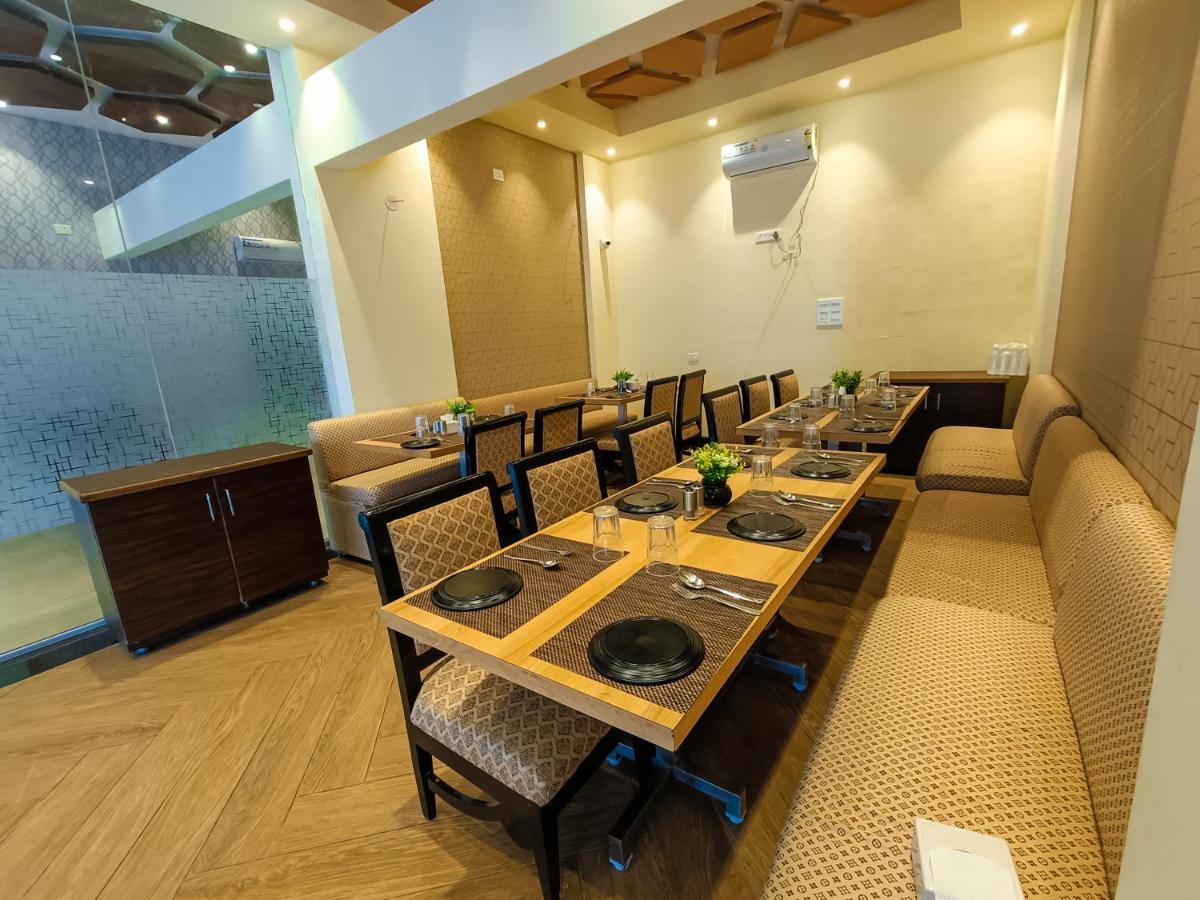 City Air Pune Luaran gambar
