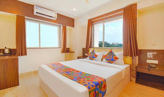 City Air Pune Luaran gambar